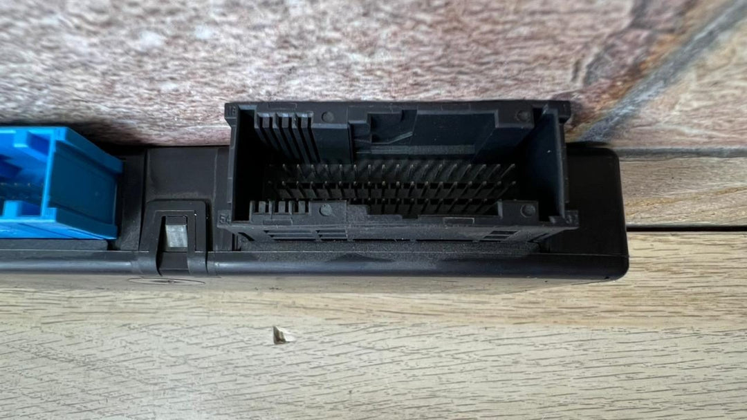 2011-2016 BMW 528i Central Gateway Control Module 9354756 5 Series F10 F11 535i,