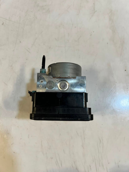 2016-2018 BMW X1 F48 F49 XDRIVE 18D PRE LCI ABS Pump Module 6883343 OEM