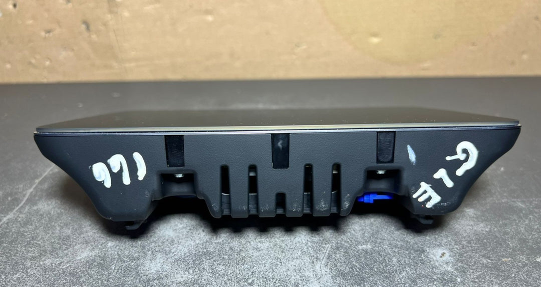 14-18 Mercedes-Benz W166 GLE Navigation Display Screen Monitor A166 9001420