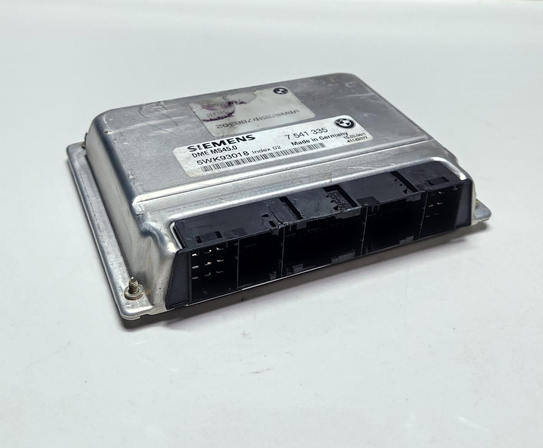 2004-2005 BMW X3 Engine Control Unit ECU 7541335 X3 and E60 525i OEM