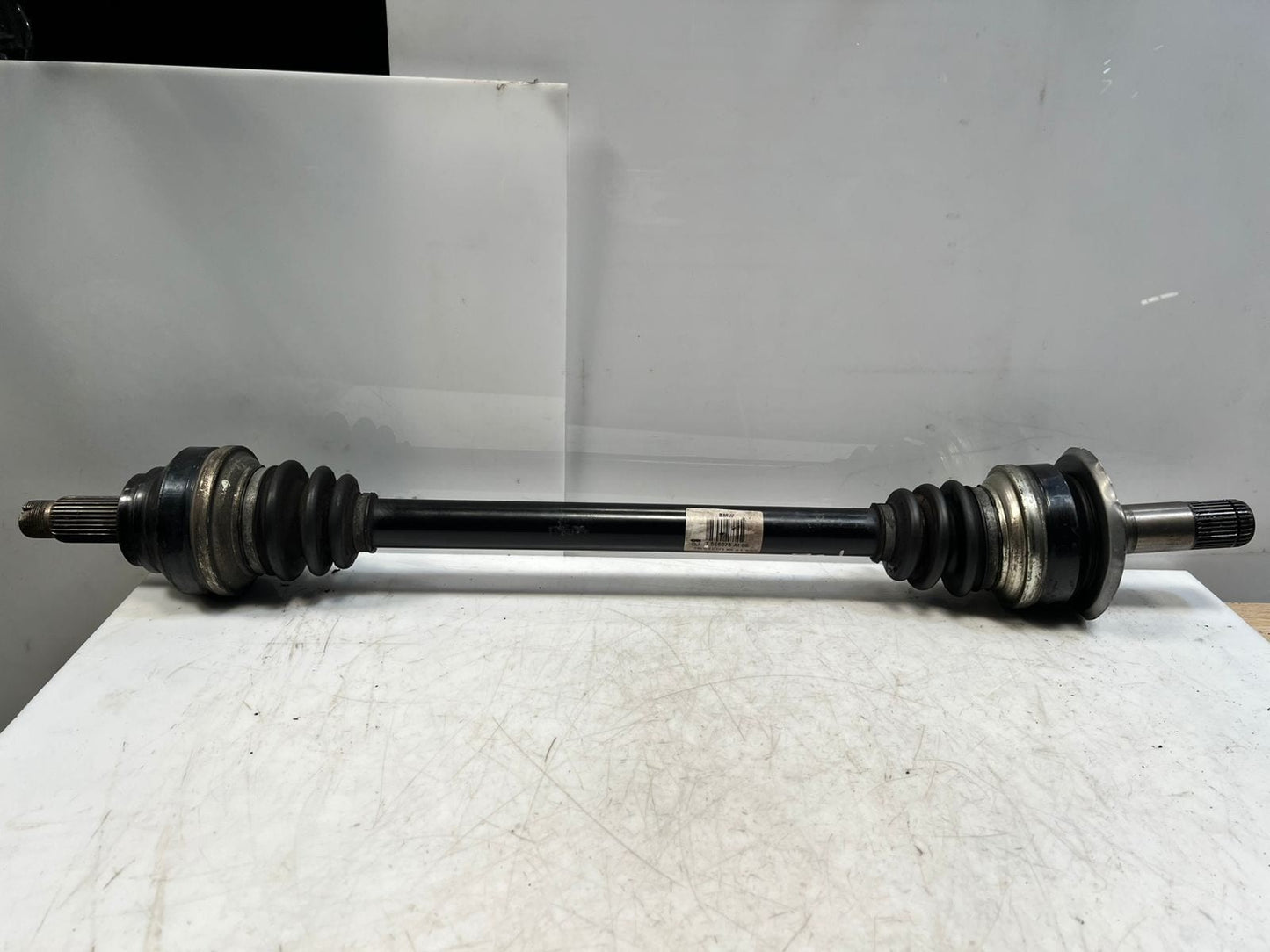 2013-15 BMW 7' F01 F03 F04 F02 Active Hybrid 7 Rear Right CV Axle Shaft 7566078