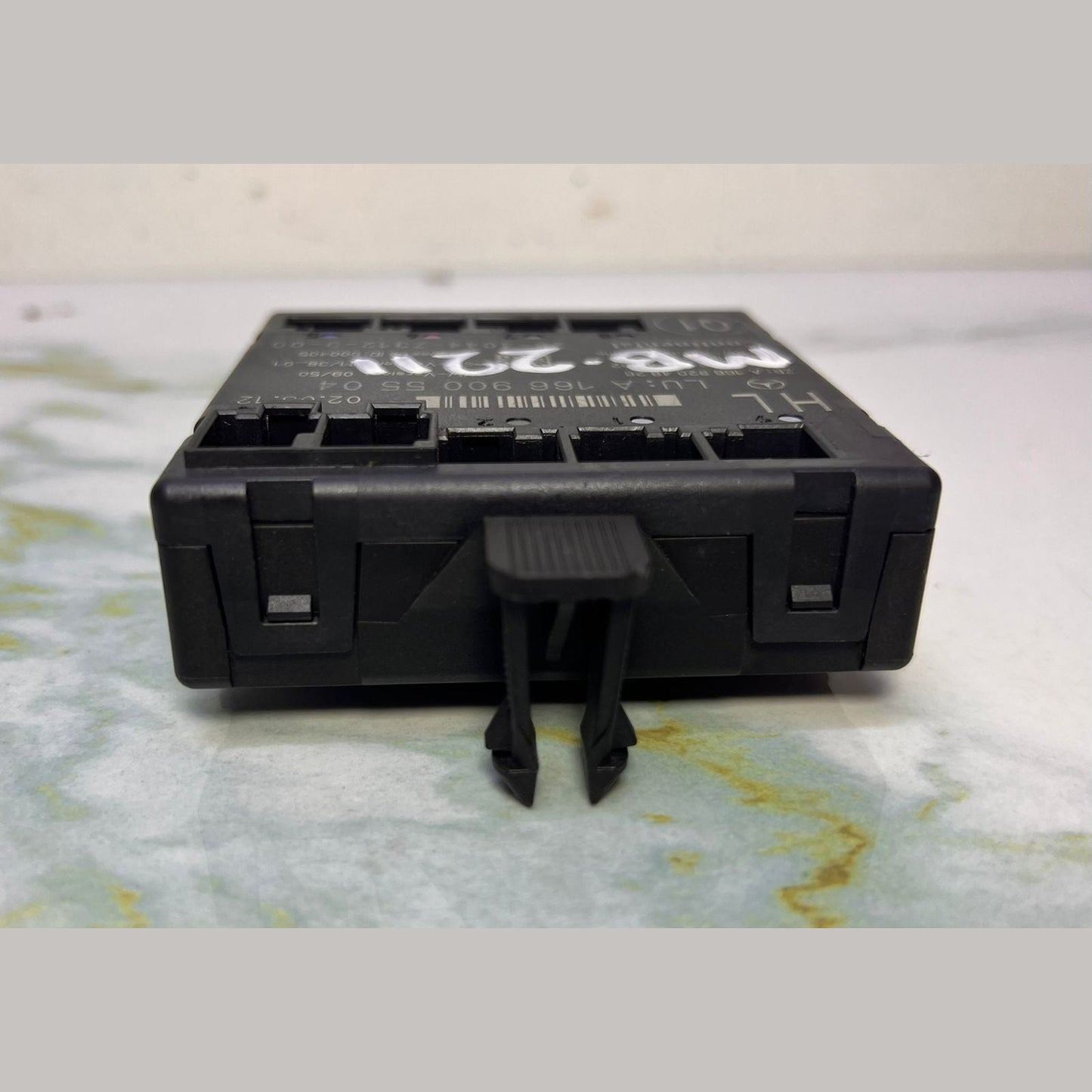 Mercedes-Benz Door Control Module Unit A 1669005504 M-Class W166