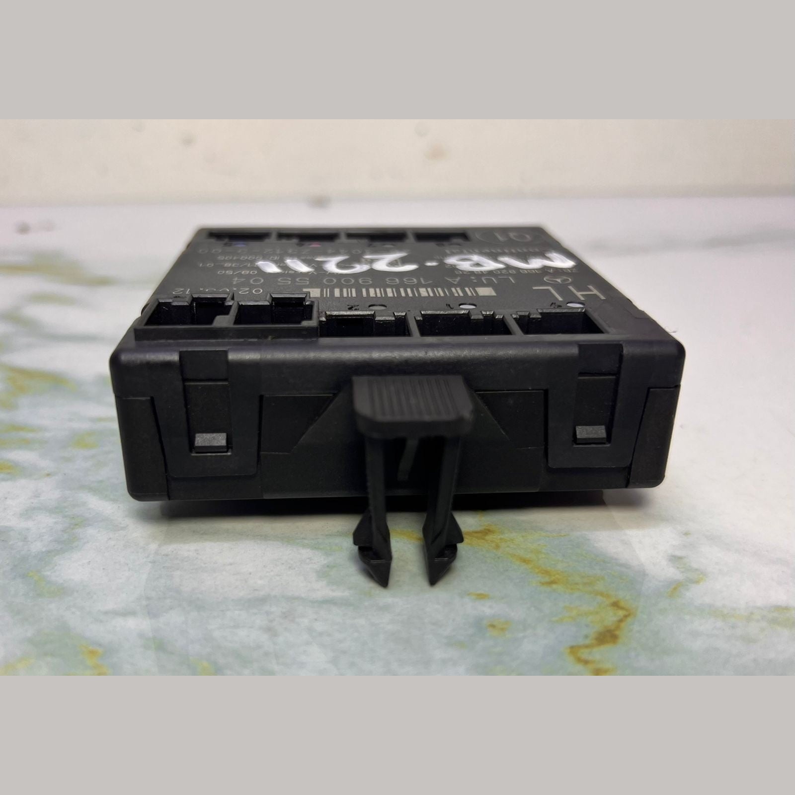 Mercedes-Benz Door Control Module Unit A 1669005504 M-Class W166