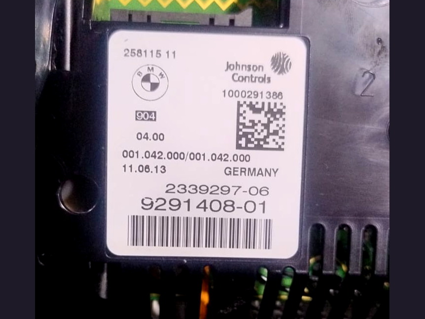 BMW F10 F11 F25 X3 E-SERIES INSTRUMENT CLUSTER (KM/H) P/N 9291408-01