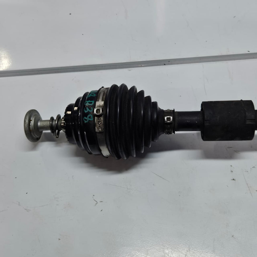 2015-2022 BMW 1 2 Series F52, F45 F46, X1 F48, X2 Front Right Driveshaft 8657704