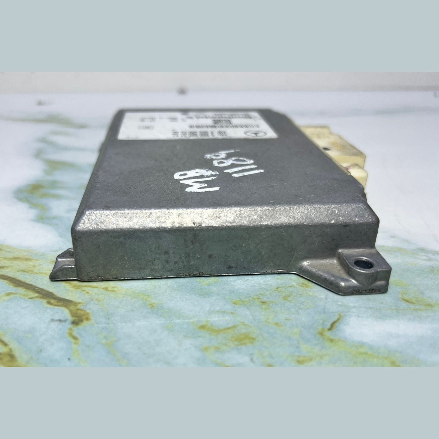Mercedes W204 W218 CLS Parktronic Assist Parking Control Module A000 9004701 OEM