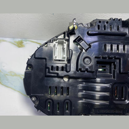 Mercedes Instrument Cluster Speedometer A4709009502