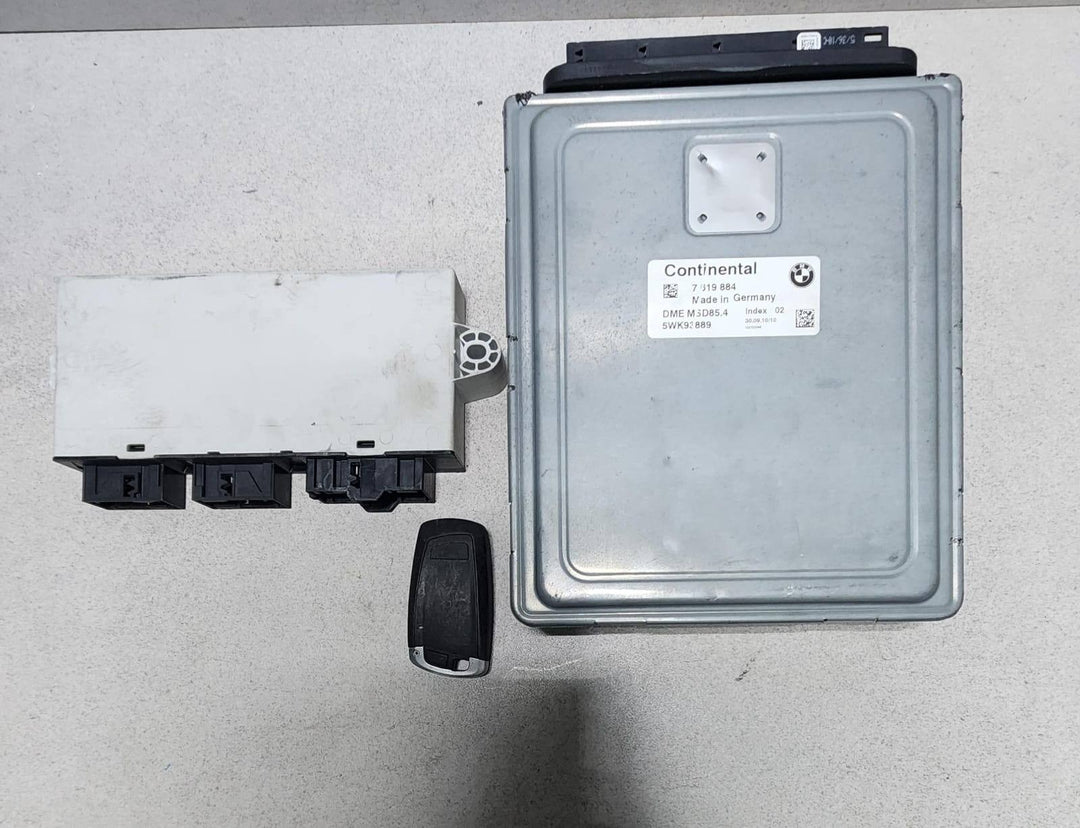 2011-2012 BMW 750i Engine Control Module 7619884  7 Ser F01 F02 F03 F04 ECU SET