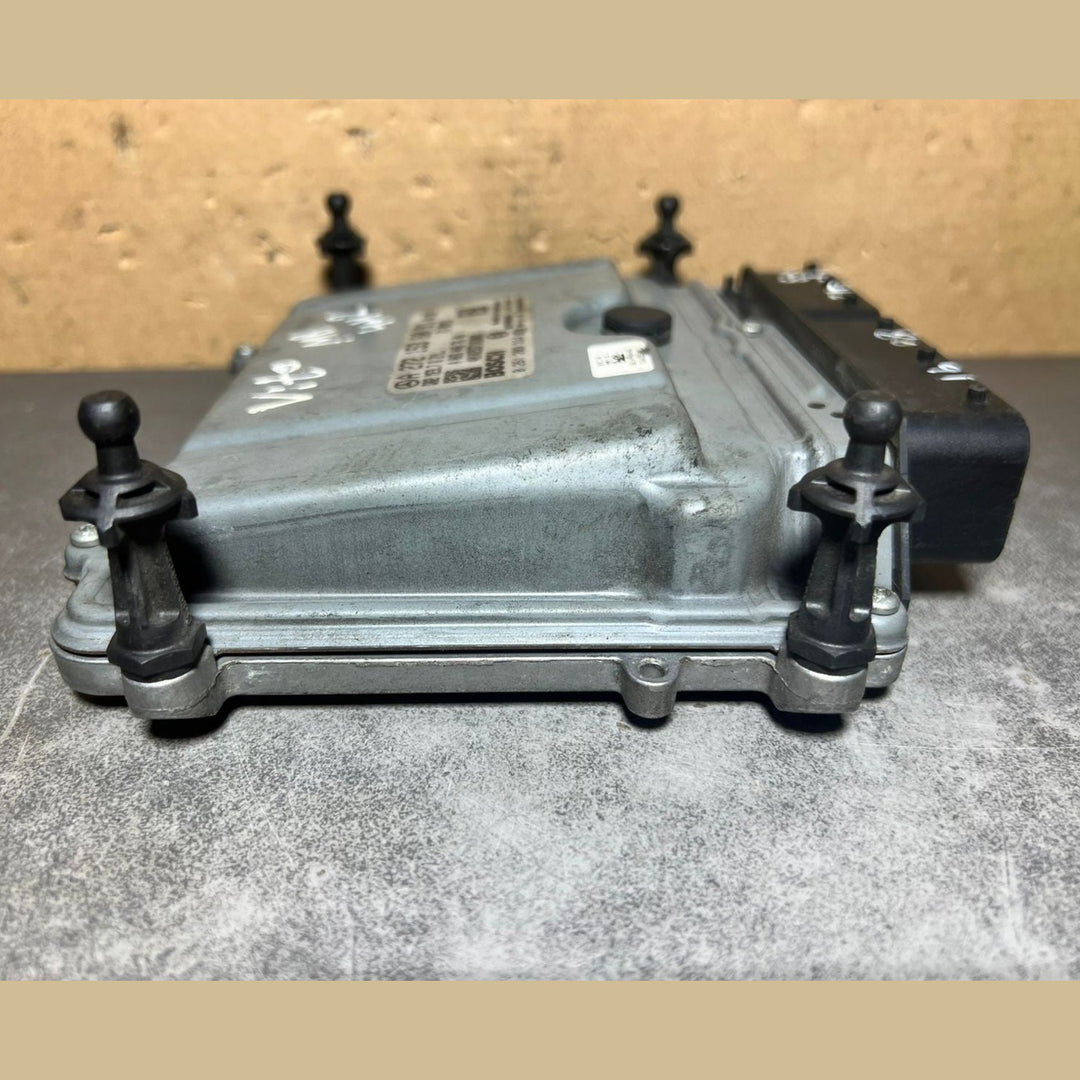 08-10 Mercedes Vito V-Class Engine Control Module Unit ECM ECU A272 1538091 OEM