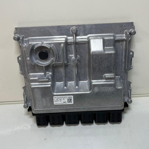 OEM BMW X5 G05 Engine Control Unit ECU Only DDE 7102358