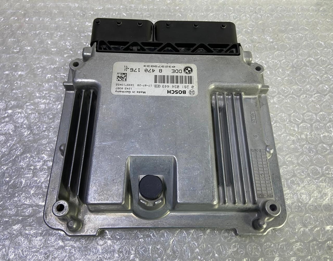 OEM BMW 3 F30 F35 F31 B47 ENGINE CONTROL MODULE ECU ONLY DDE 8470176 BOSCH