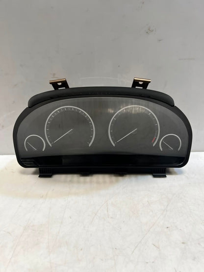 2012 BMW 5 Series F10 535 Active Hybrid 5 Instrument Cluster Speedometer 9281533