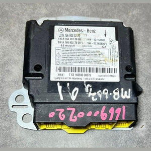 13-16 Mercedes GLE W166 SRS Safety Restraint Control Module A166 9000220 OEM