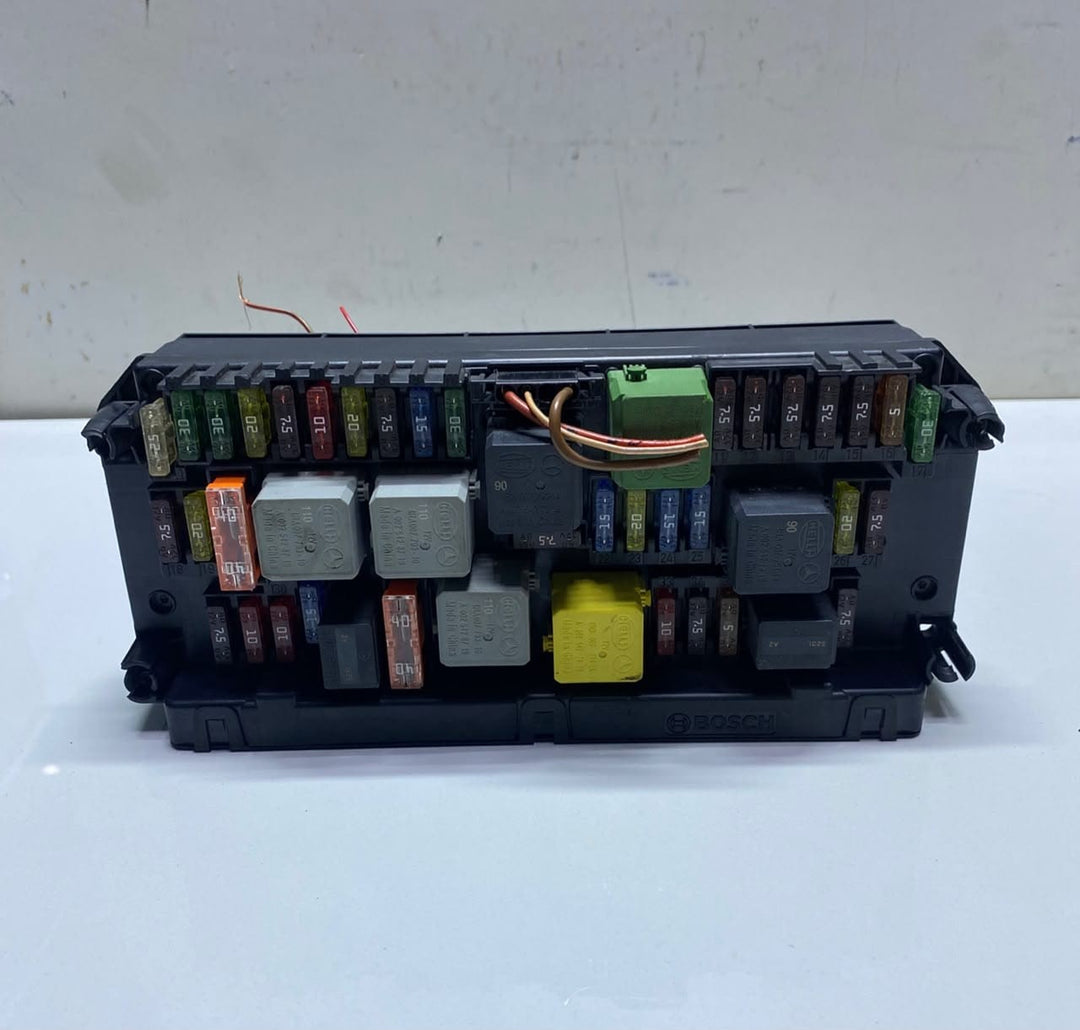 2010-2016 Mercedes-Benz E350 Fuse Box Module SAM Control Unit A2129006129