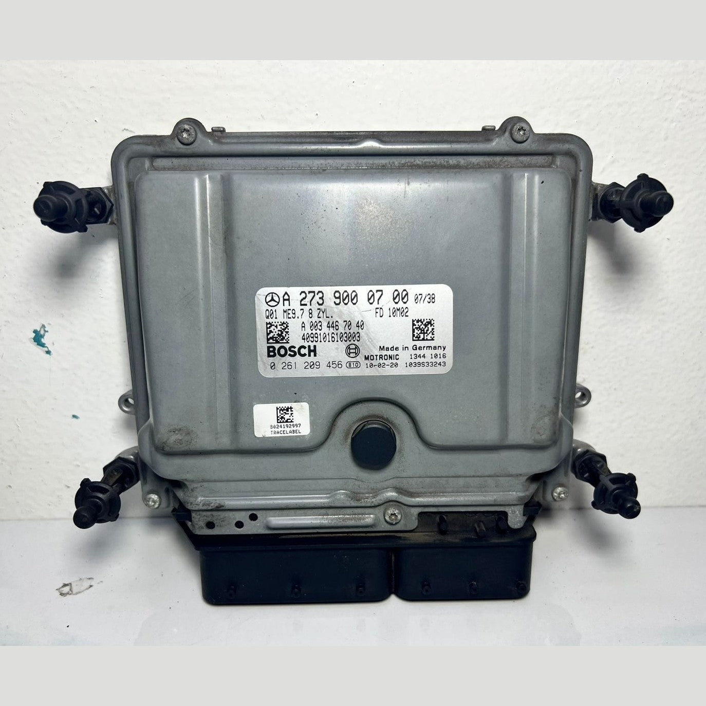 2007-2011 Mercedes-Benz S550 Engine Control Module A2739000700 W221 S550 E550