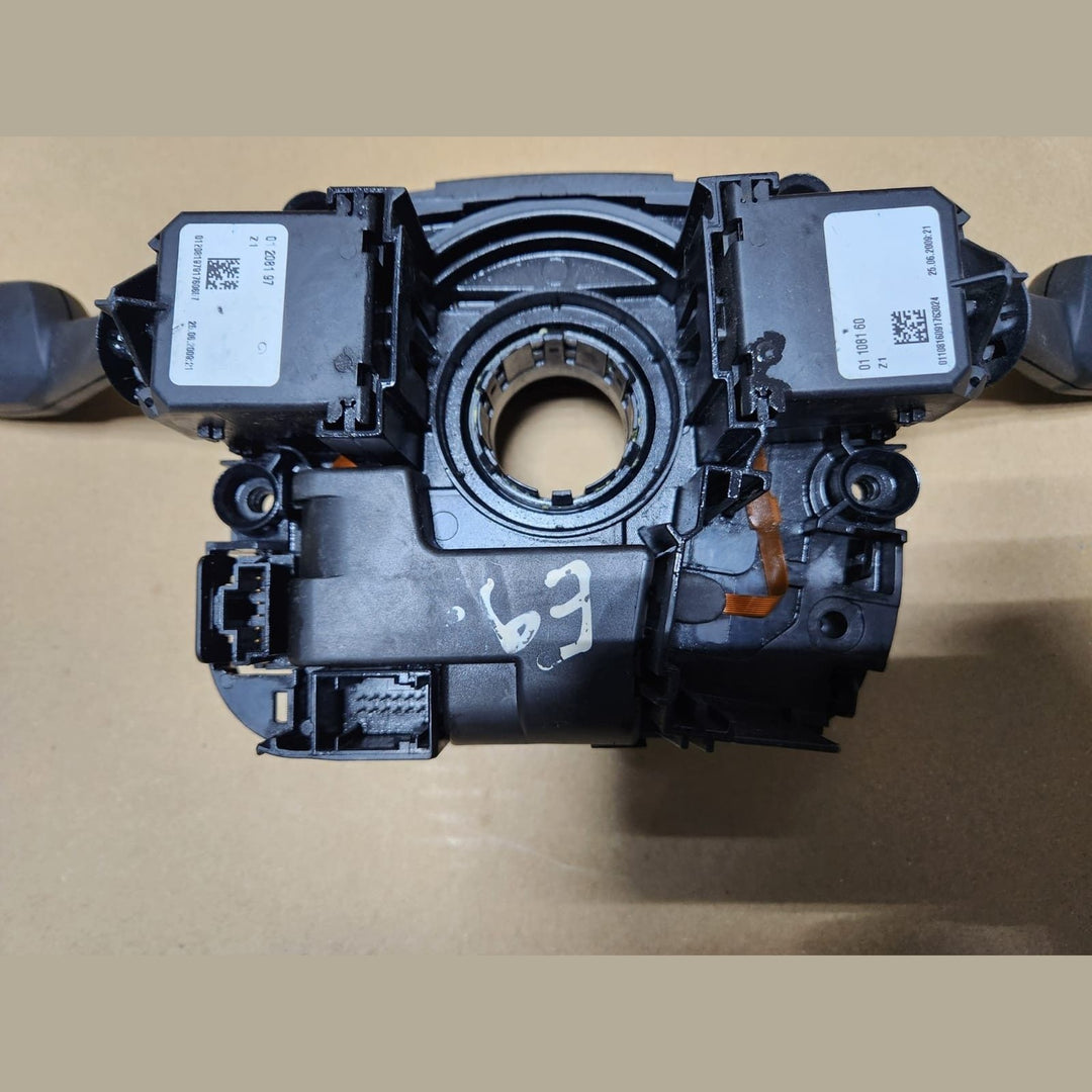 BMW Steering Column Switch Unit 9123035. 1 Series E81 E87 and 3 Series E90 E91