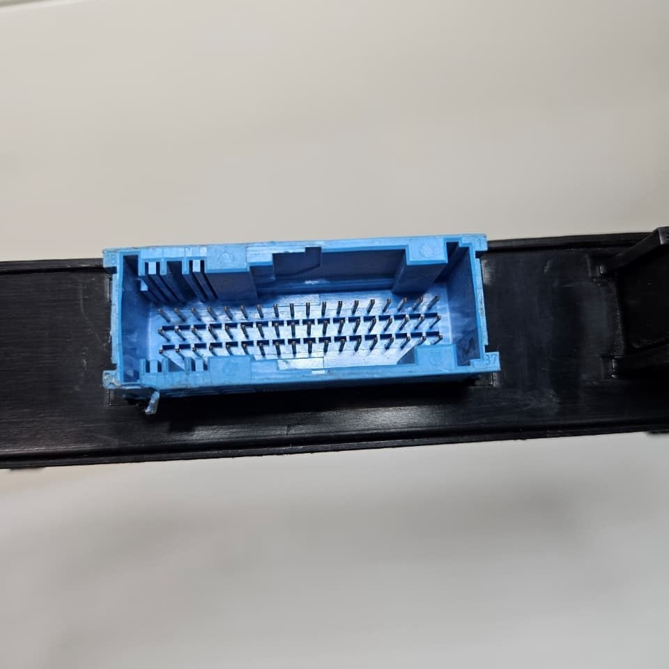 BMW E87 1-Series Body Control Module 9119493 OEM