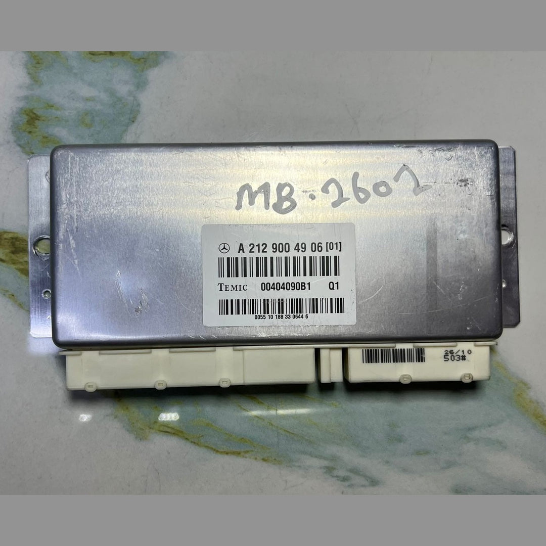 2011-18 Mercedes E250 Airmatic Suspension Control Unit A2129004906 W212 E-Class