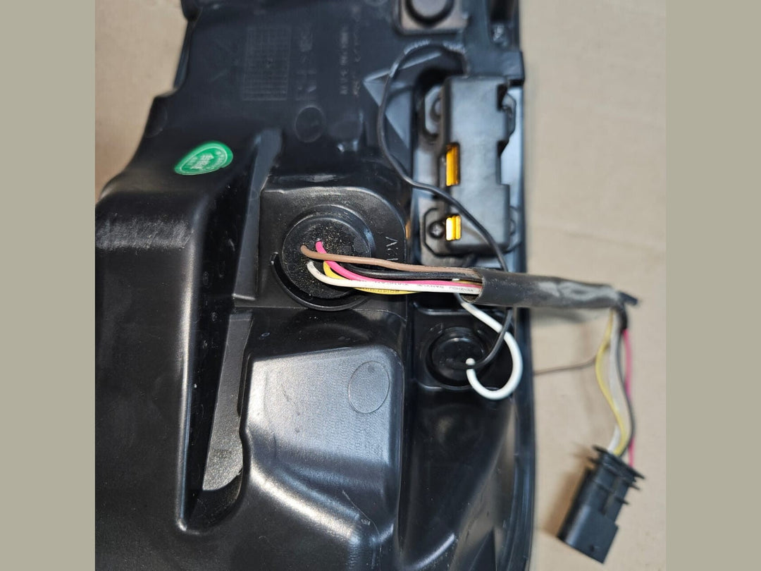AFTERMARKET BMW  M4 TAIL LIGHT RIGHT SIDE USED ITEM F32 2013