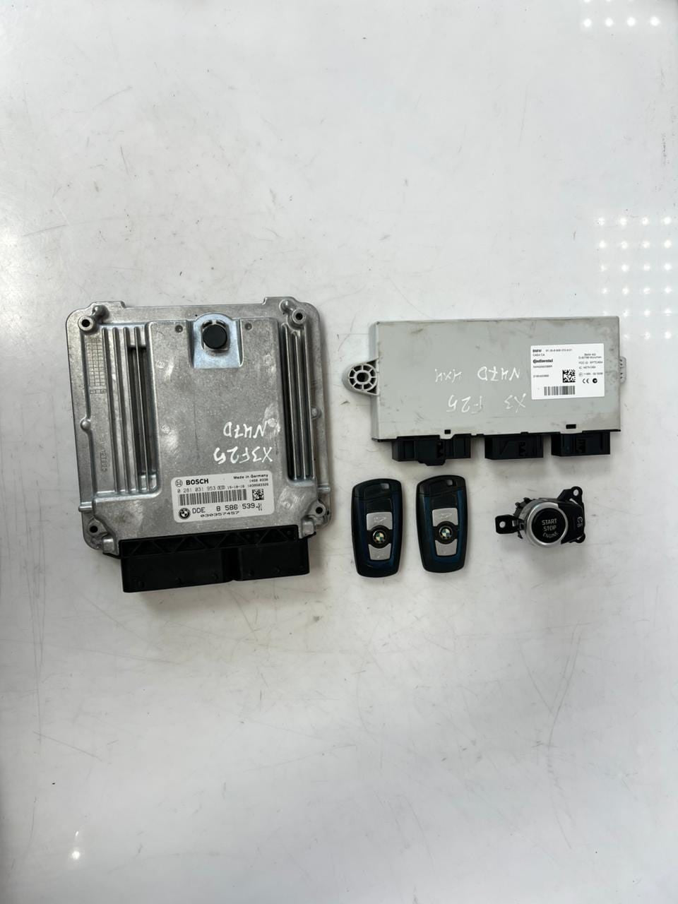 2016 BMW X3 F25 N47D Engine Control Unit ECU SET DDE+CAS4+2KEYS 8586539 OEM