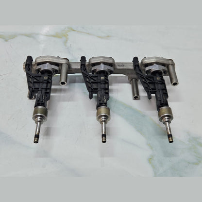 BMW Petrol Engine B46 B48 Fuel Injector Petrol High Pressure Rail 8656548 OEM 