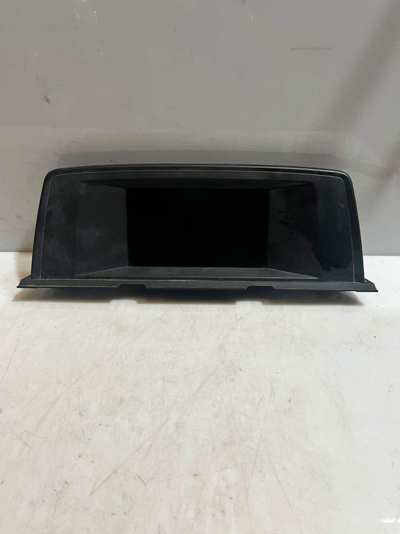 2013-2018 BMW 650i and 640i GPS RADIO SCREEN Central Information Display 9284975