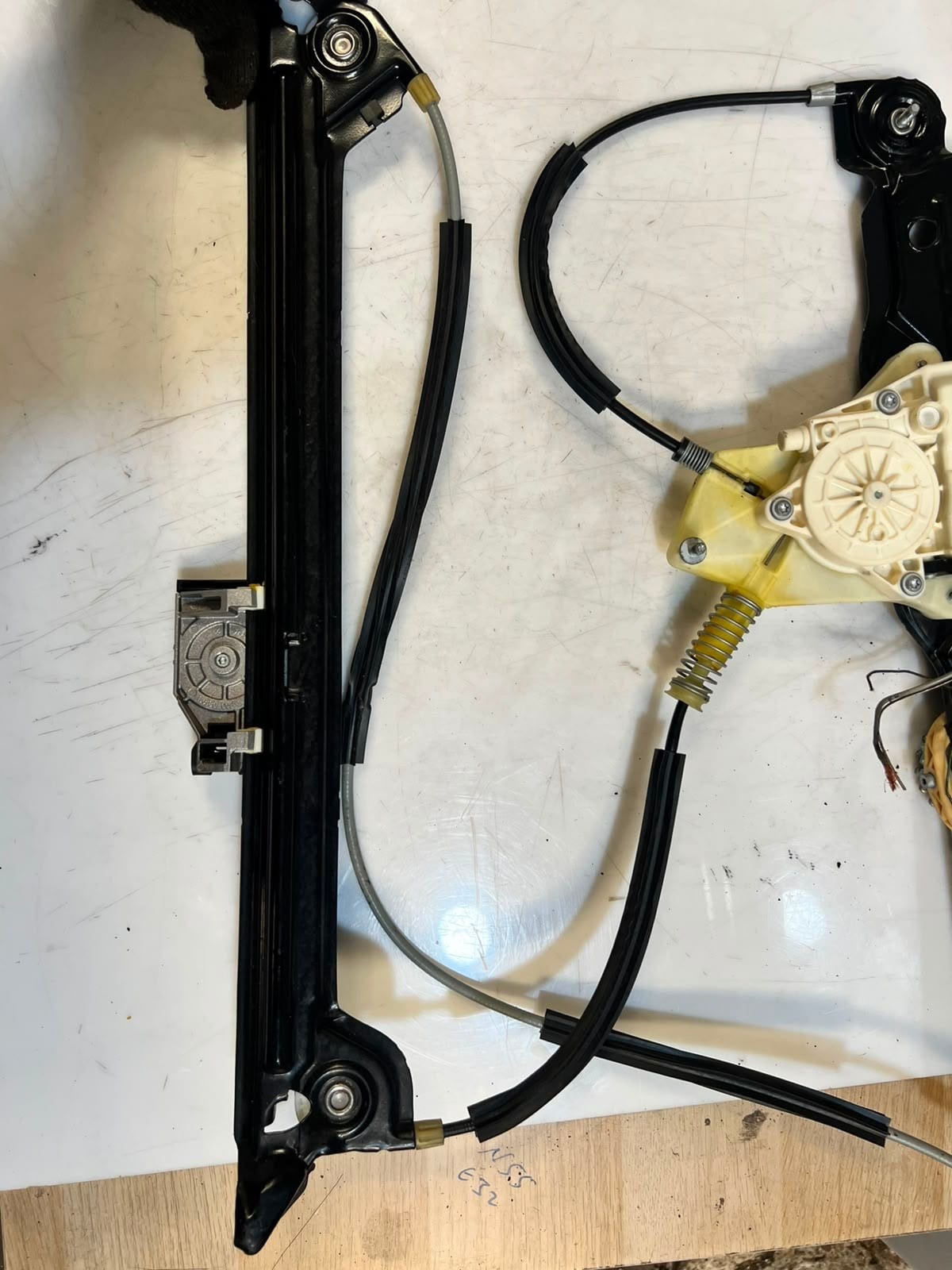 BMW 5' F07 GT Front Door Window Regulator With Motor Electric 7197911 OEM