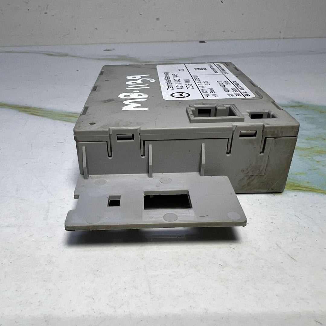 Mercedes Central Gateway Module A2115407445 E-Class W211
