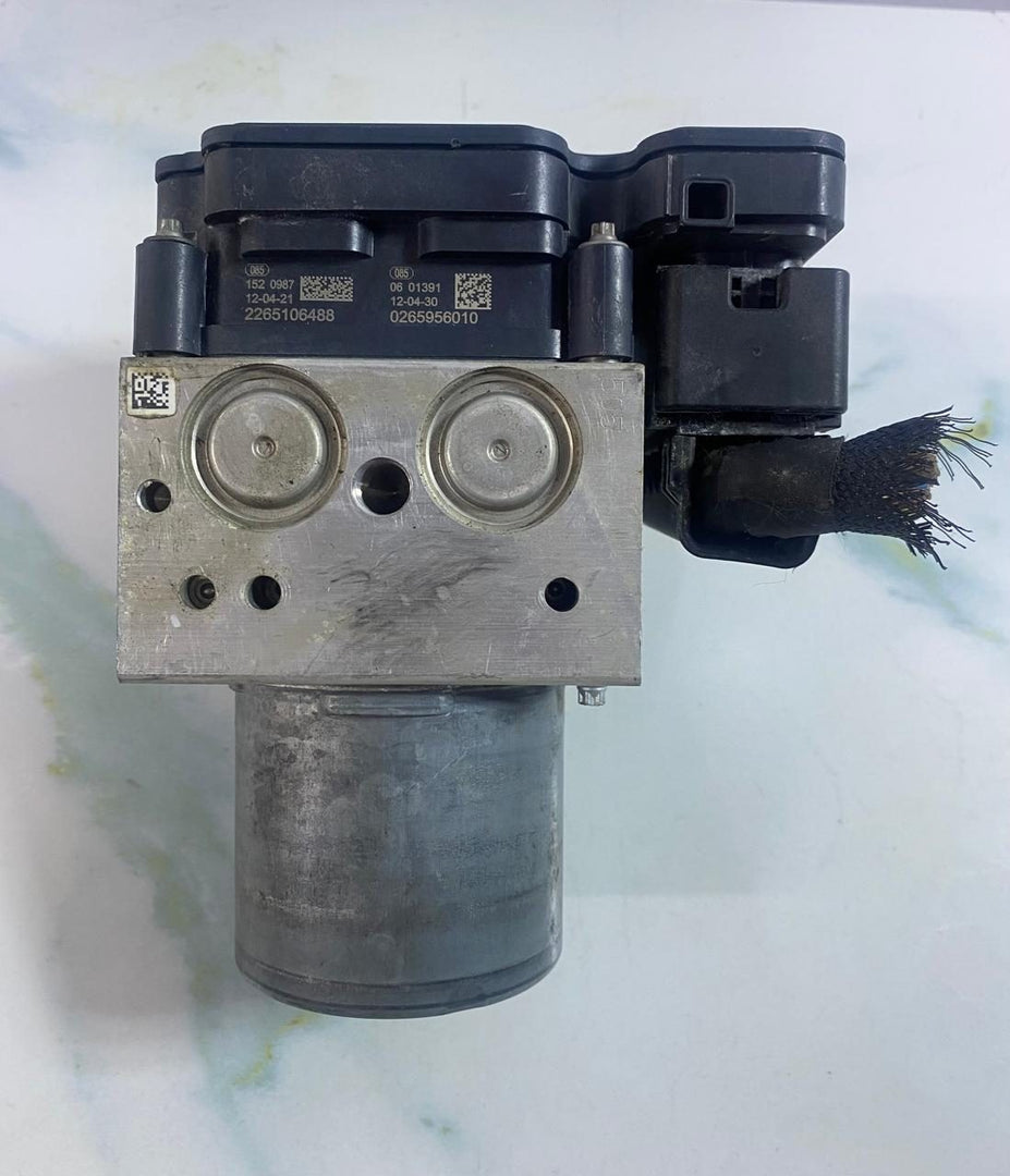 OEM ABS Pump for 2010-2016 BMW 5 6 Series F10 F11 F06 Part number 6797673 ACC