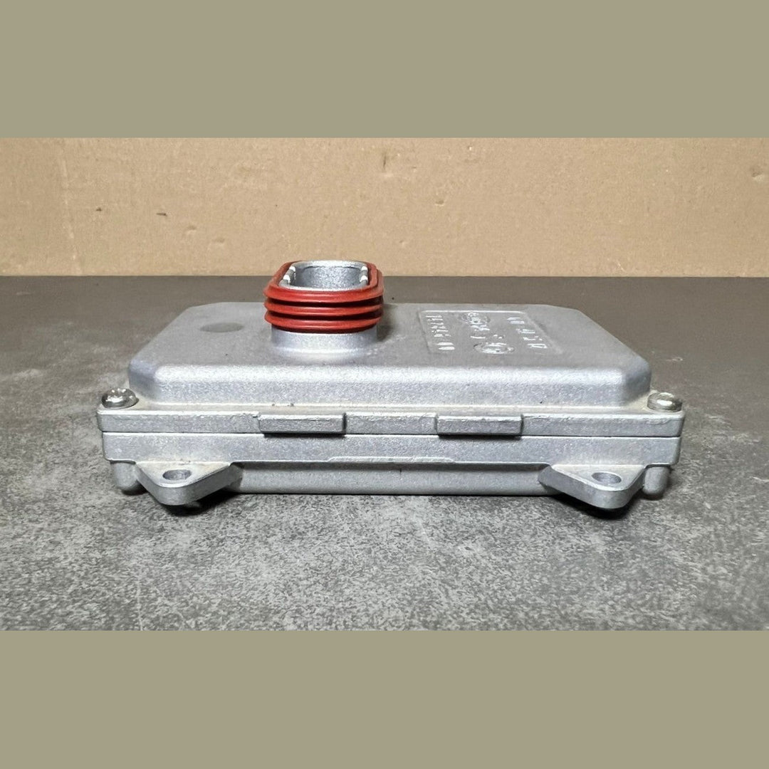 Mercedes W211 E350 Xenon Light Headlight Control Module Unit A003 8205826 OEM