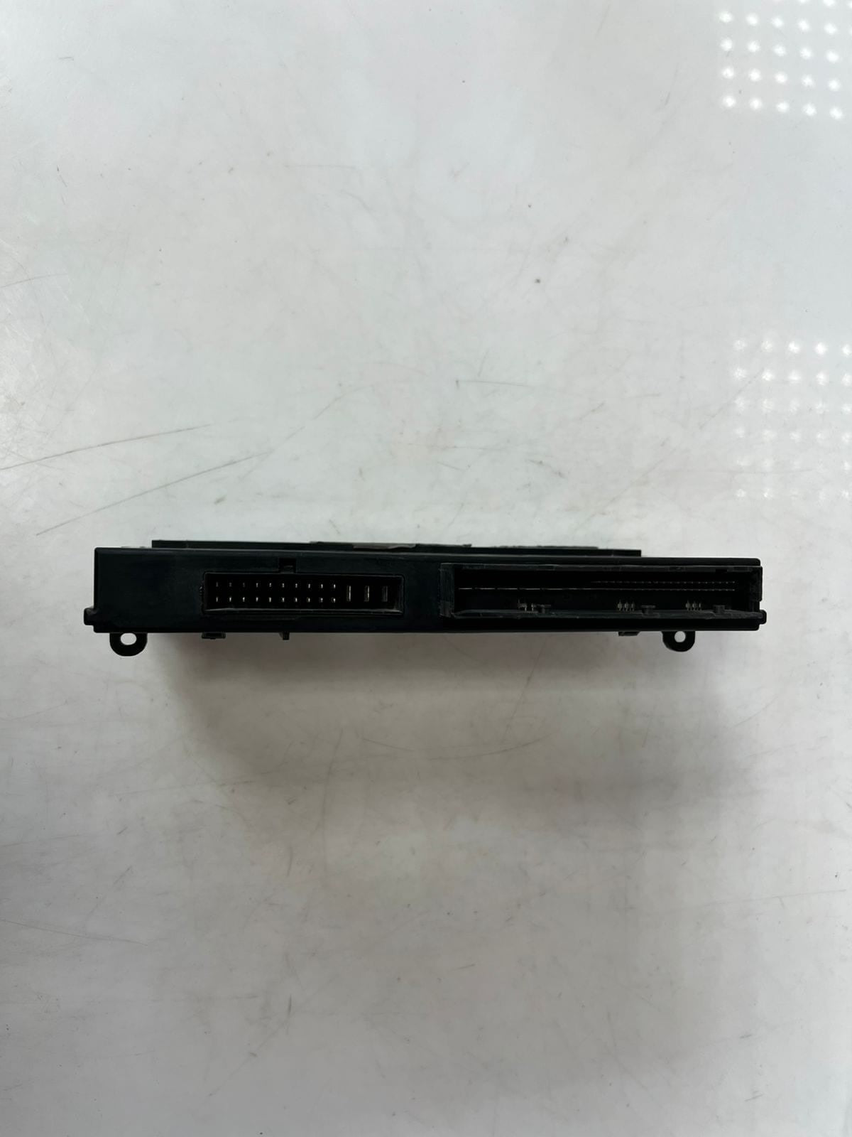2011-2017 BMW X3 F25 and X4 F26 Body Control Module Junction Box 9305712 OEM