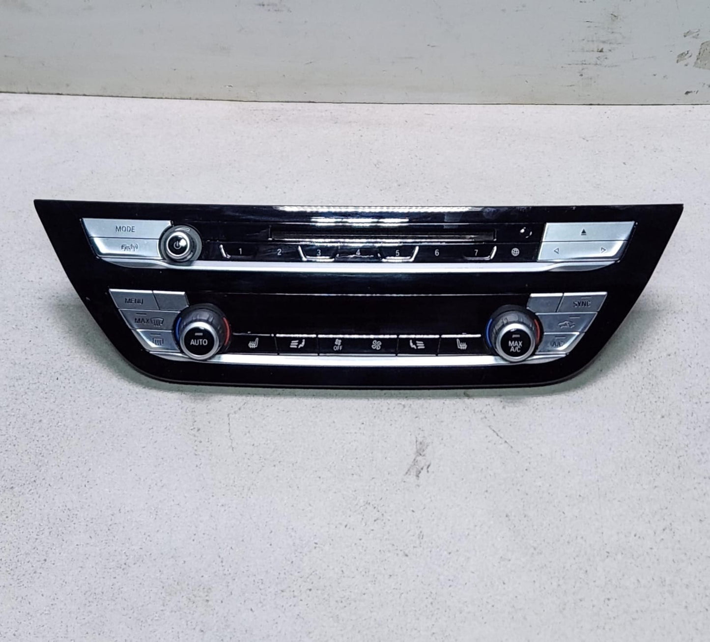 2017-2020 BMW 530i Climate Control Unit 6999451 5 Series G30 G31 G38