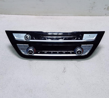 2017-2020 BMW 530i Climate Control Unit 6999451 5 Series G30 G31 G38