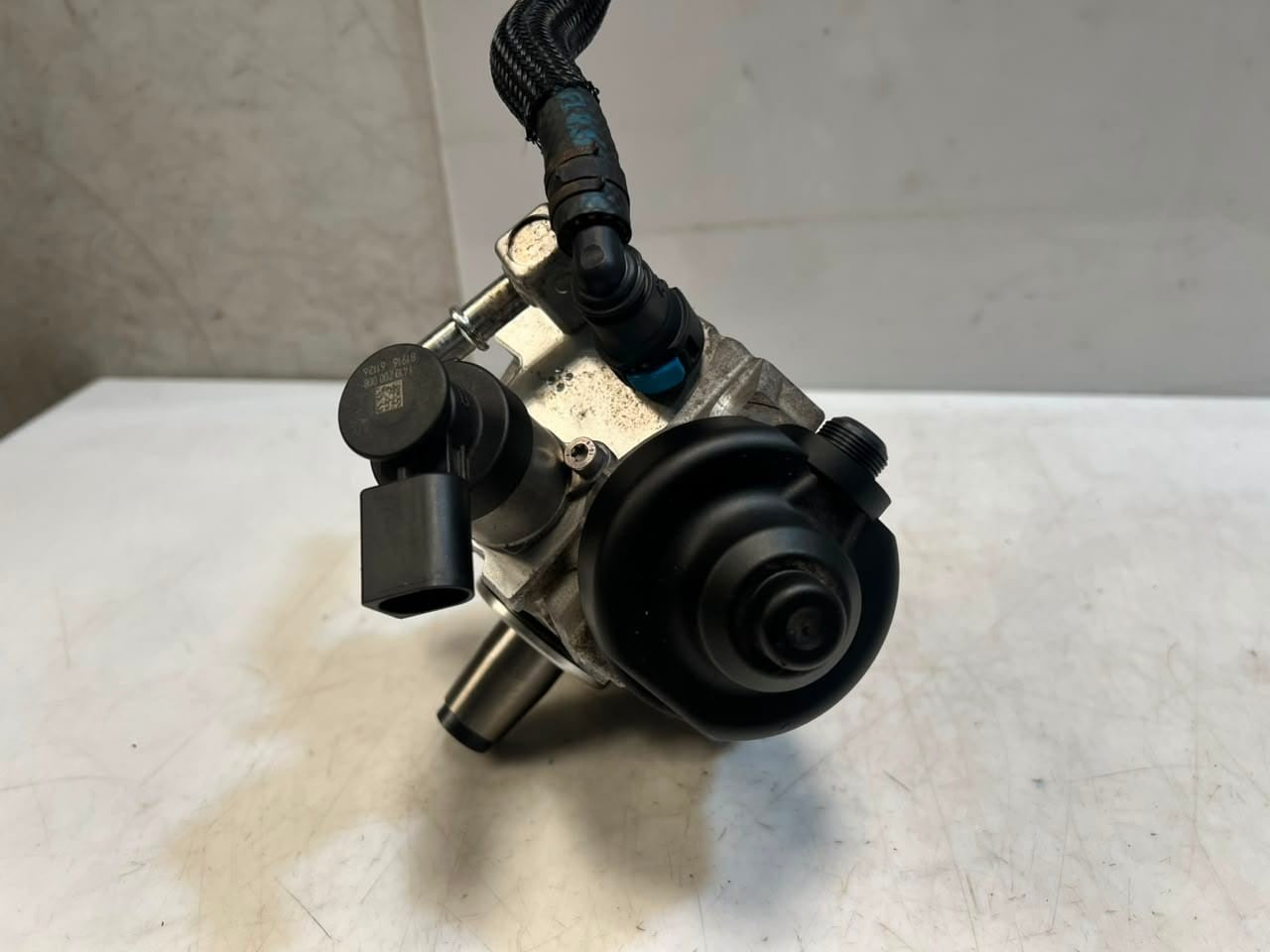 BMW 2' F45 F46 B47 F20 F30 F10 G30 Fuel Injection High Pressure Pump 8511626 