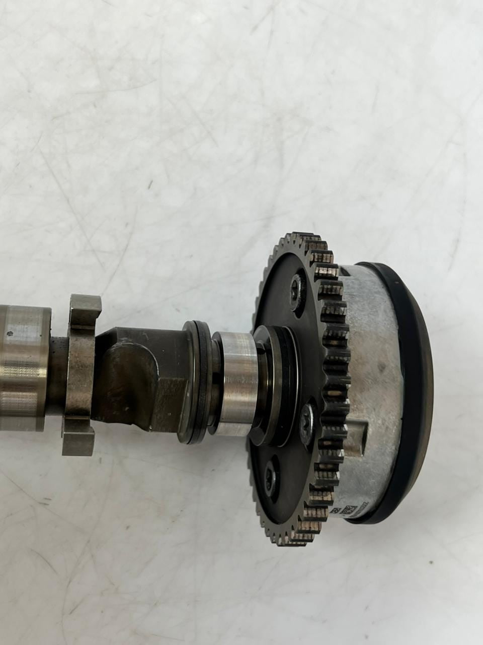 2013-2018 BMW M6 F10 F12 F13 550i 650i M5 N63 S63 Intake Camshaft 7604875 OEM