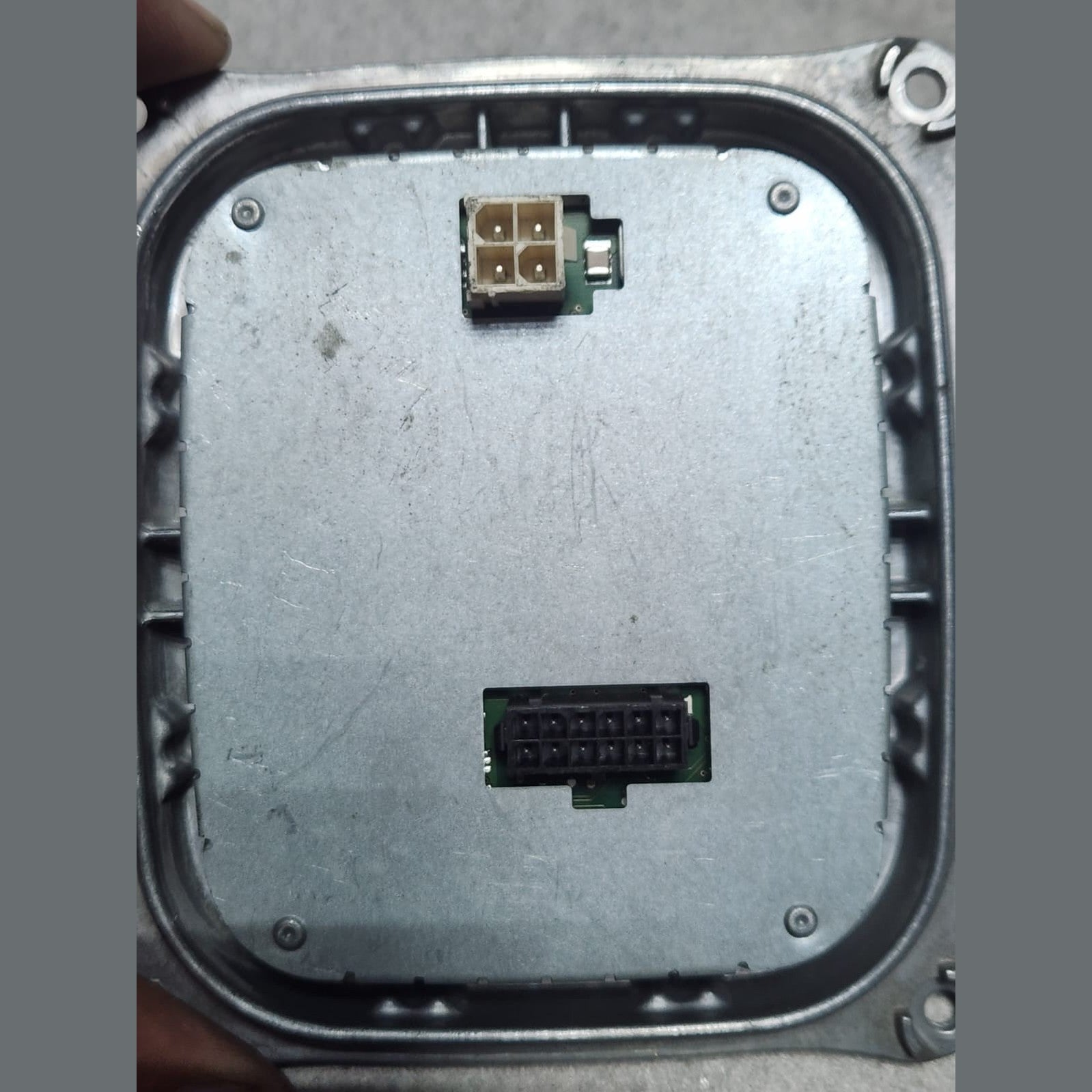 2007-2013 Mercedes-Benz S500 Headlight Ballast Control Module A2219000404