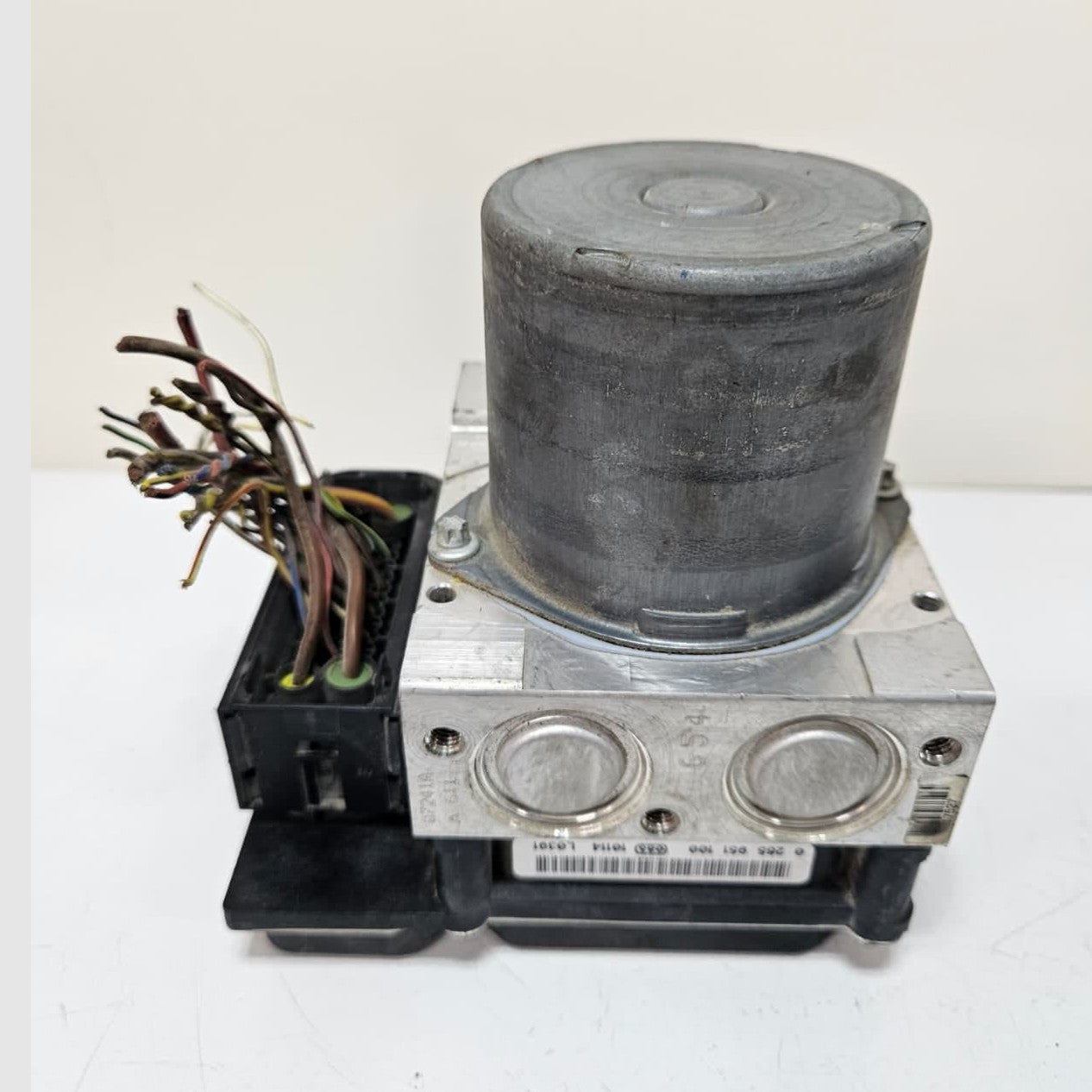 2010 BMW X1 E84 ABS Pump Hydraulic Unit 6798991 USED
