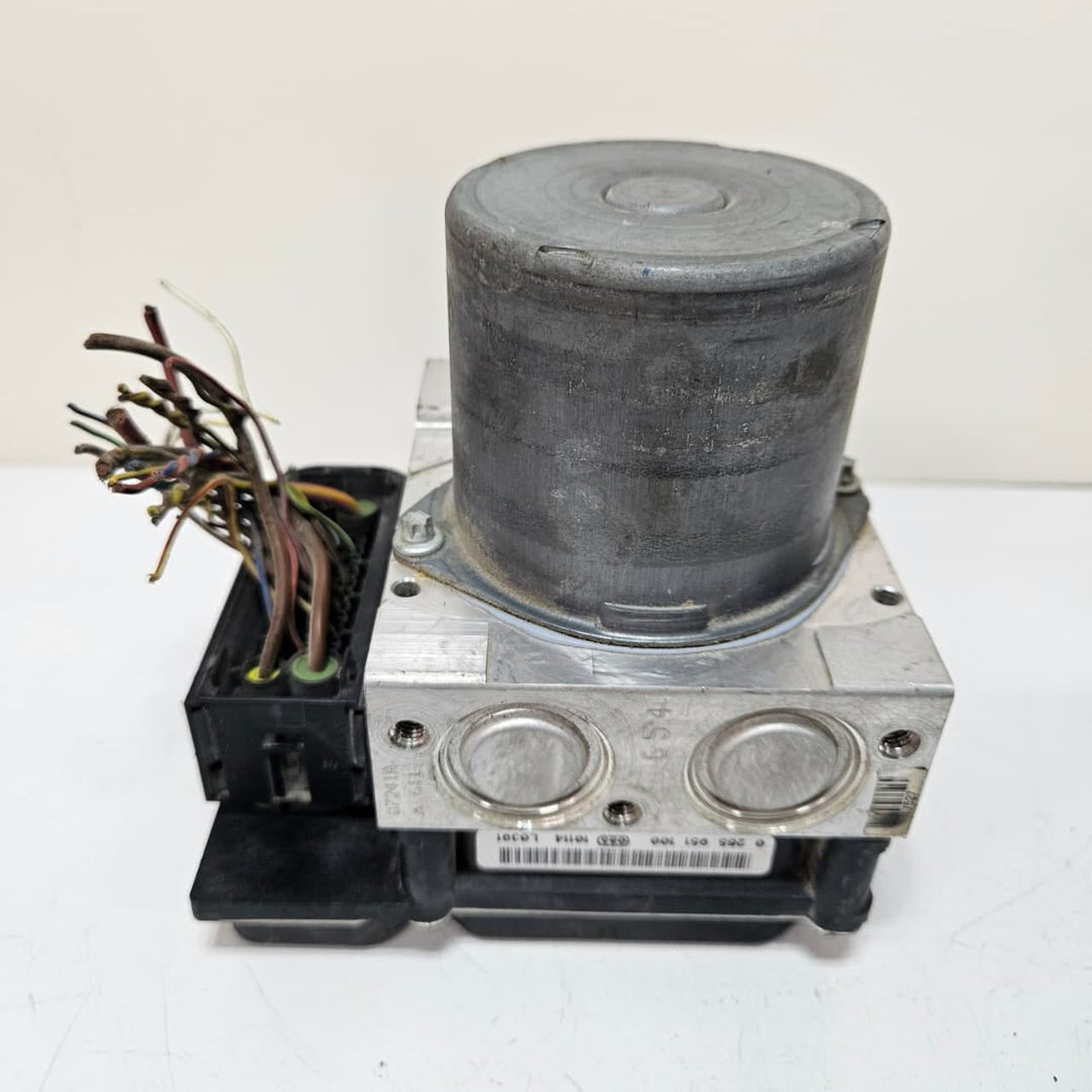 2010 BMW X1 E84 ABS Pump Hydraulic Unit 6798991 USED