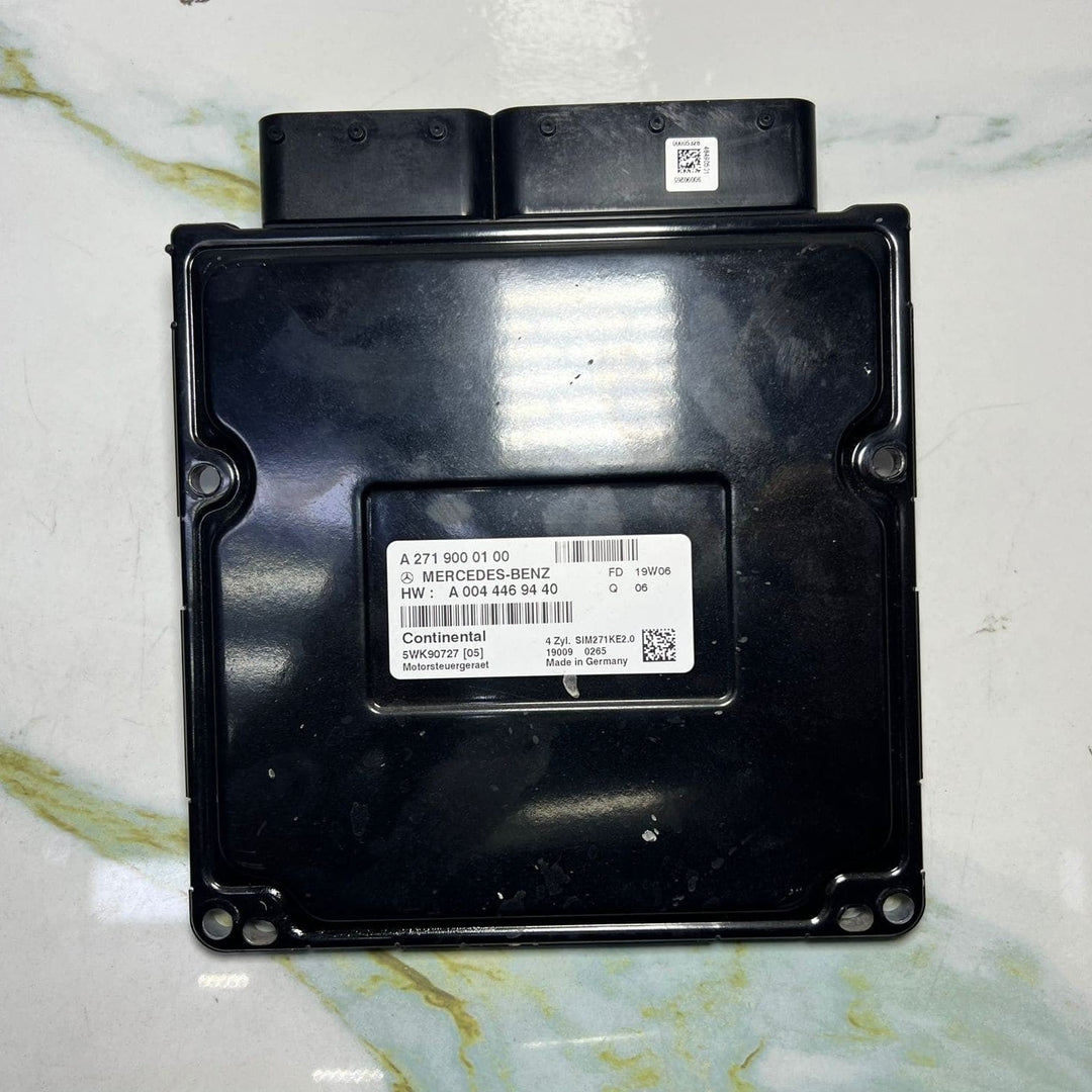 Mercedes Engine Control Unit A2719000100 W204 C-Class