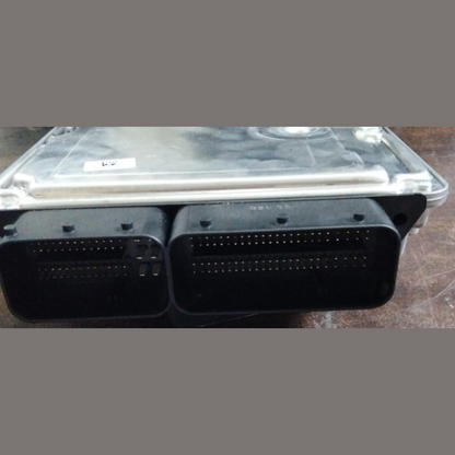 BMW X5 F15 2015 Diesel Engine Control Unit ECU 8577870 2.0 32170382 Twin Turbo 