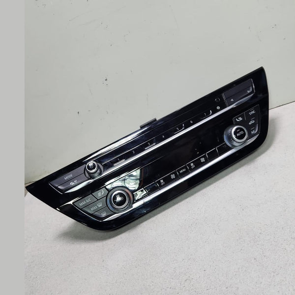 BMW Climate Heater Control Panel 7947856 5 Series G30 G31