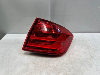 2012-2016 BMW 328i 3 Series F30 F35 F80 Right Outer Rear Tail Light 7372786 OEM