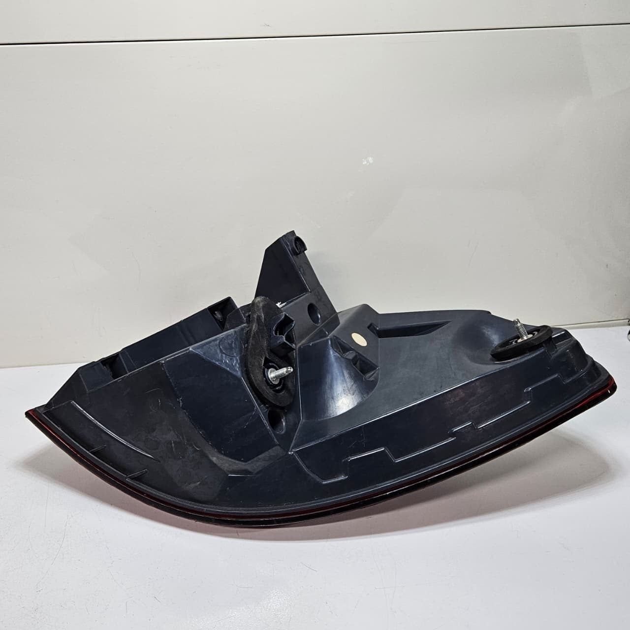 OEM BMW 5 GT F07 Fender right Tail Light 7199642