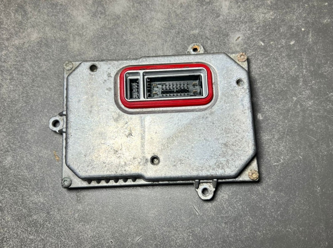 Mercedes Benz W221 Xenon Light Headlight Control Module Unit A216 8203126 OEM
