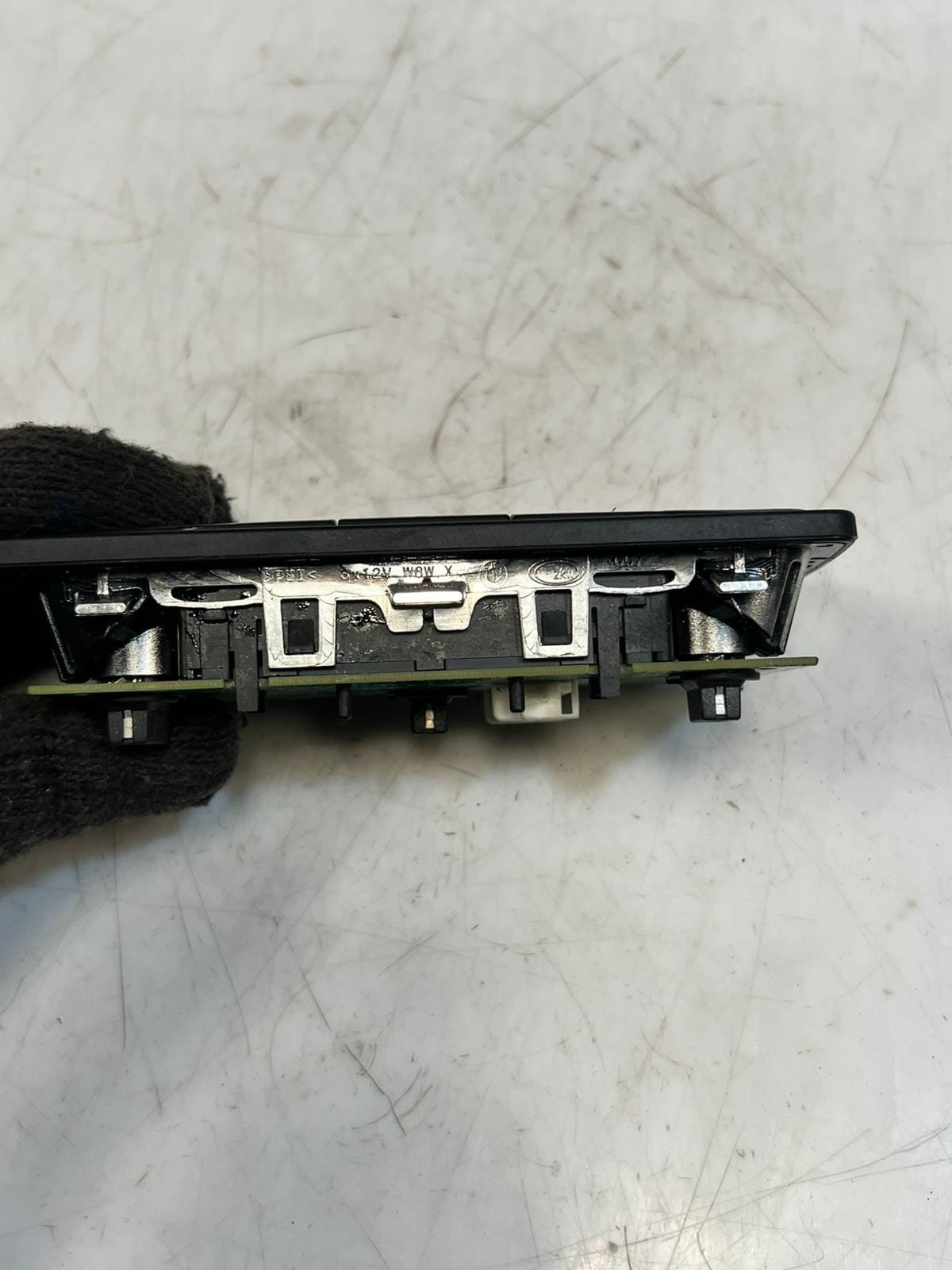 2011-2016 BMW 535i F07 F10 F11 F01 F02 xDrive Rear Dome Reading Light 9240763