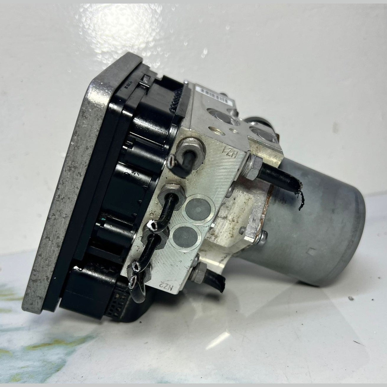 17-22 Mercedes W167 GLE350 GLS ABS Anti Lock Brake Pump Module A167 9000118 OEM