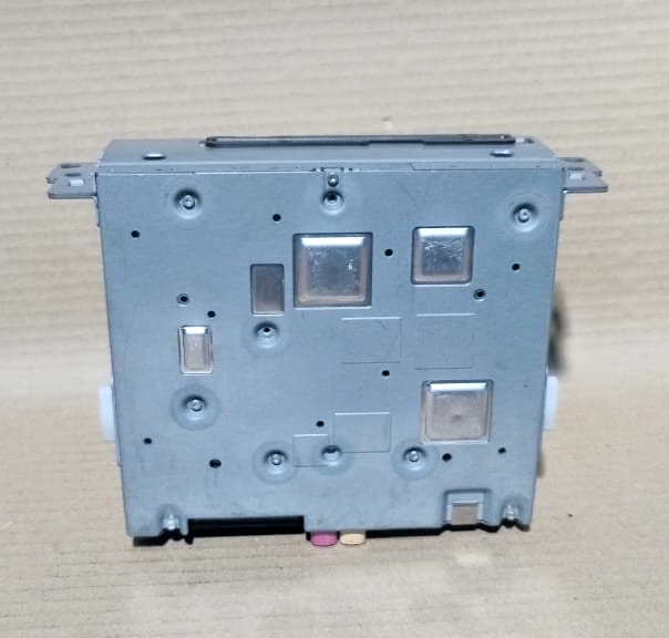 OEM GENUINE BMW F07 BUSINESS CD RADIO HEAD UNIT CIC MODULE 9237202