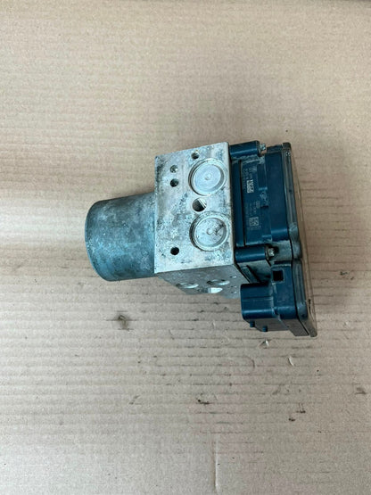 2013-2018 BMW X5 F15 ABS BRAKE Pump CONTROL Module 6870183 OEM