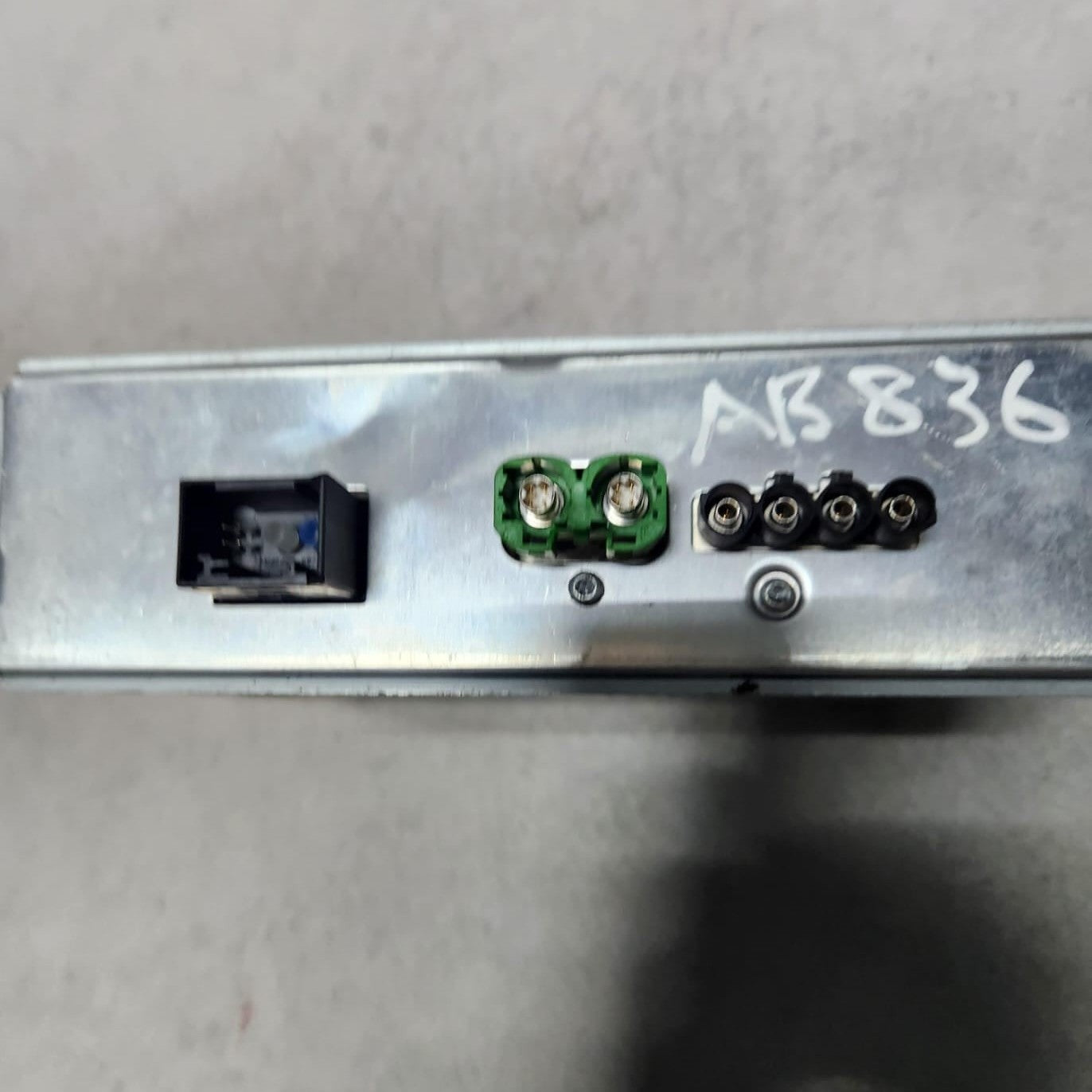 Benz TV Tuner Control Unit A2229003110 W222 S-Class and W205