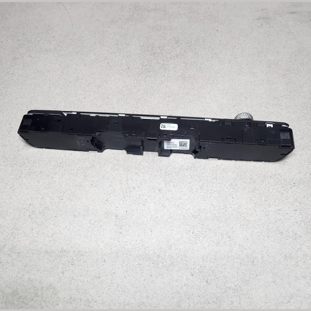 2020 BMW M8 Audio Control Unit 7949334 M8 F91 F92 F93 and 8 Series G14 G15